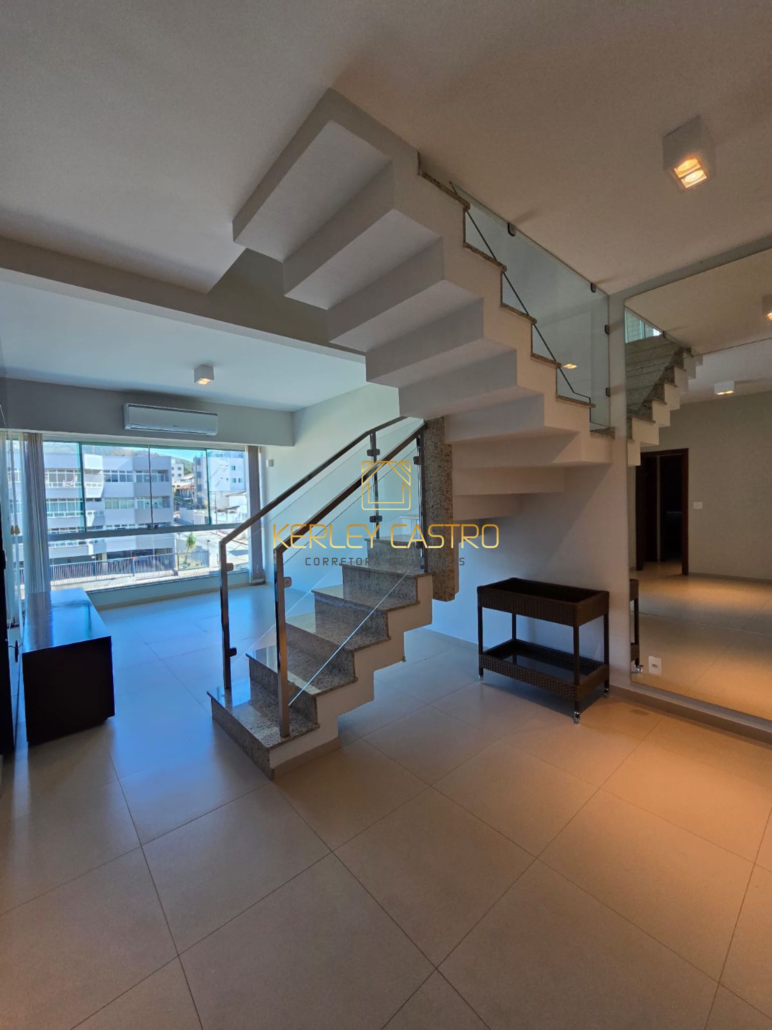 VENDO MARVILHOSA COBERTURA-JARDIM CAMBUI-Sete Lagoas, MG