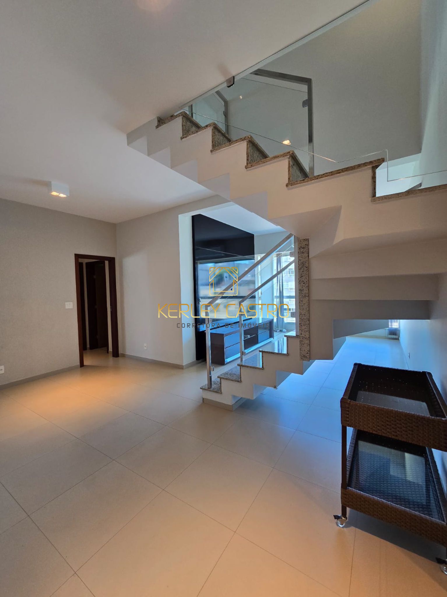 VENDO MARVILHOSA COBERTURA-JARDIM CAMBUI-Sete Lagoas, MG