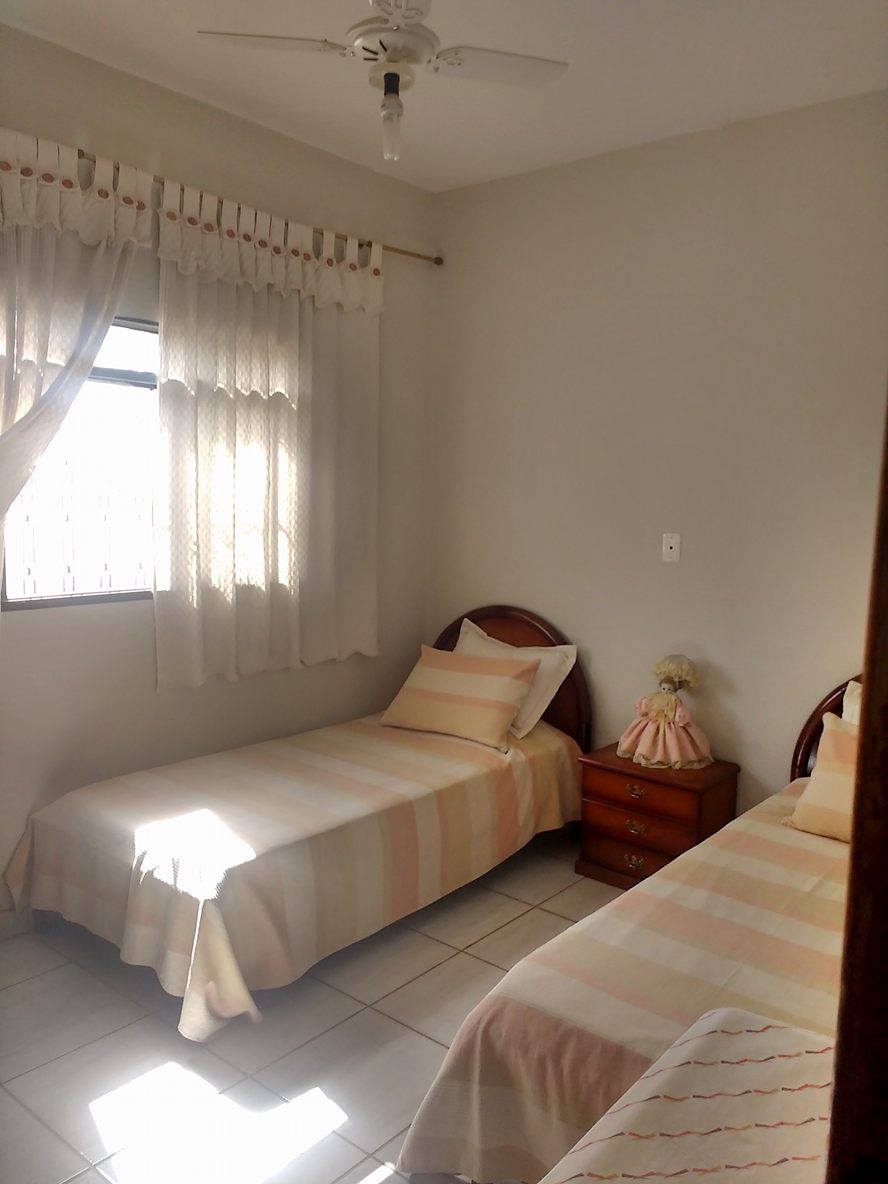 VENDO ÓTIMA CASA-CARMO II