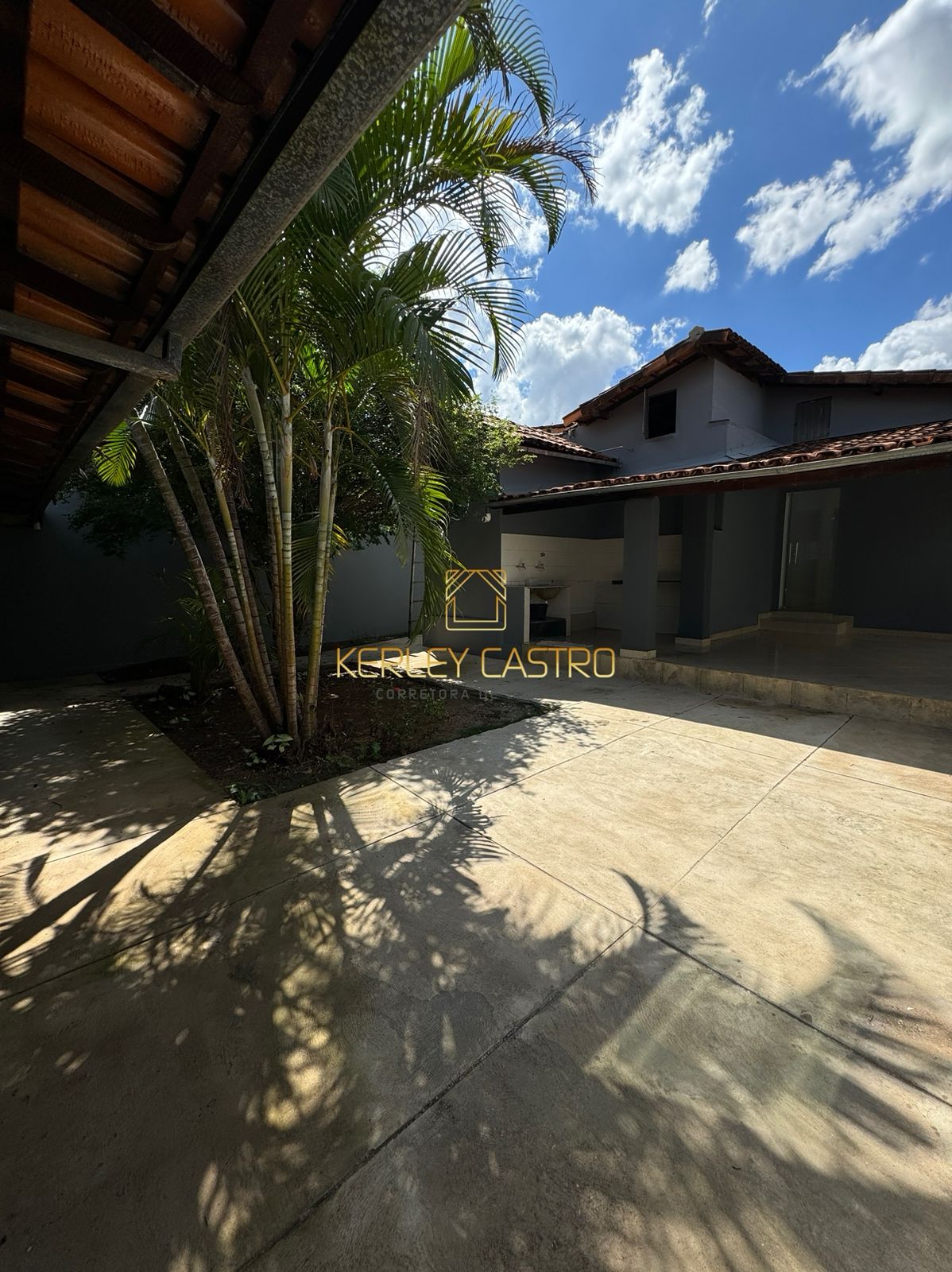 VENDO ÓTIMA CASA  - ESPERANÇA, em Sete Lagoas, MG