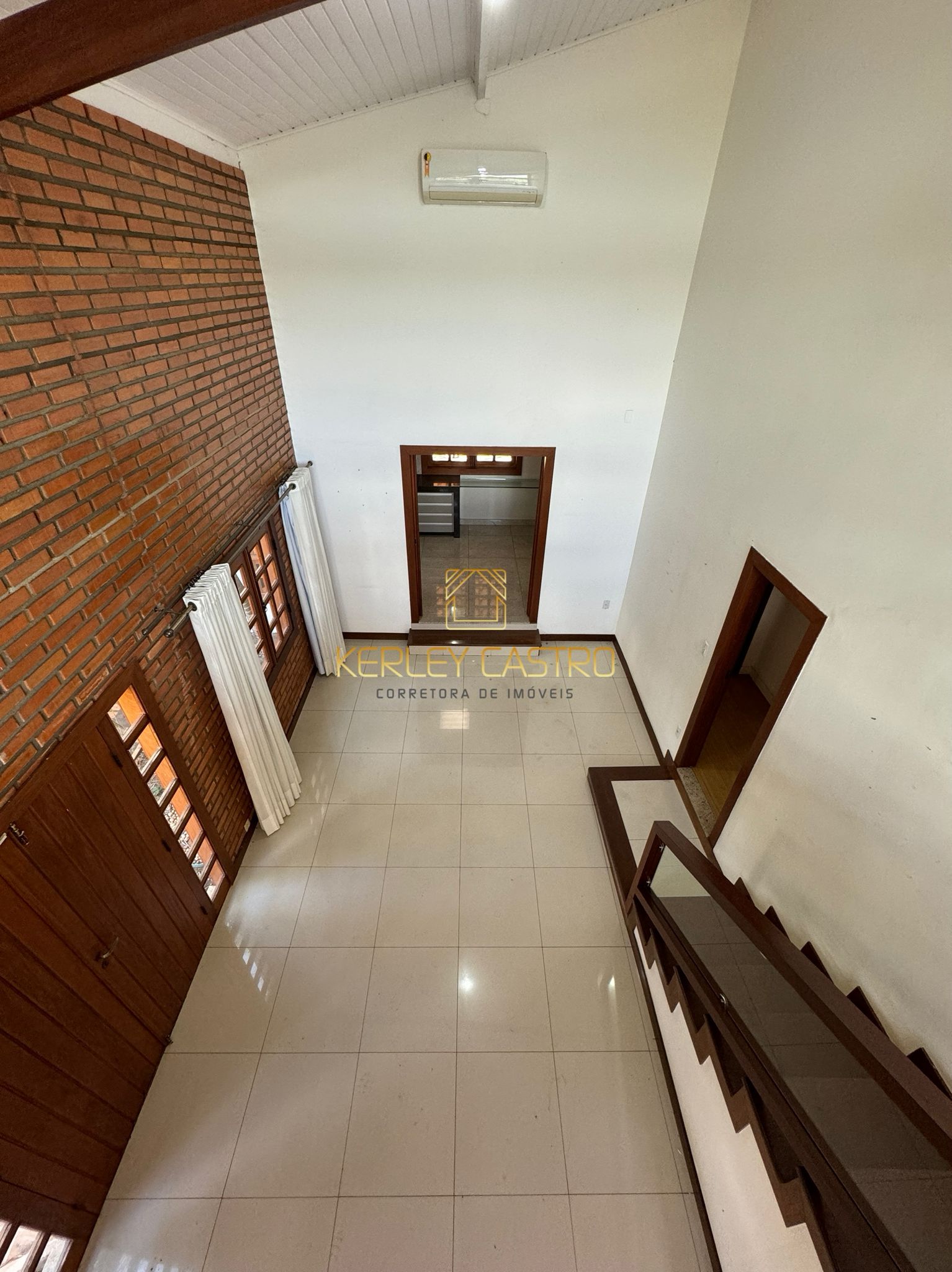 VENDO LINDA CASA-IPORANGA