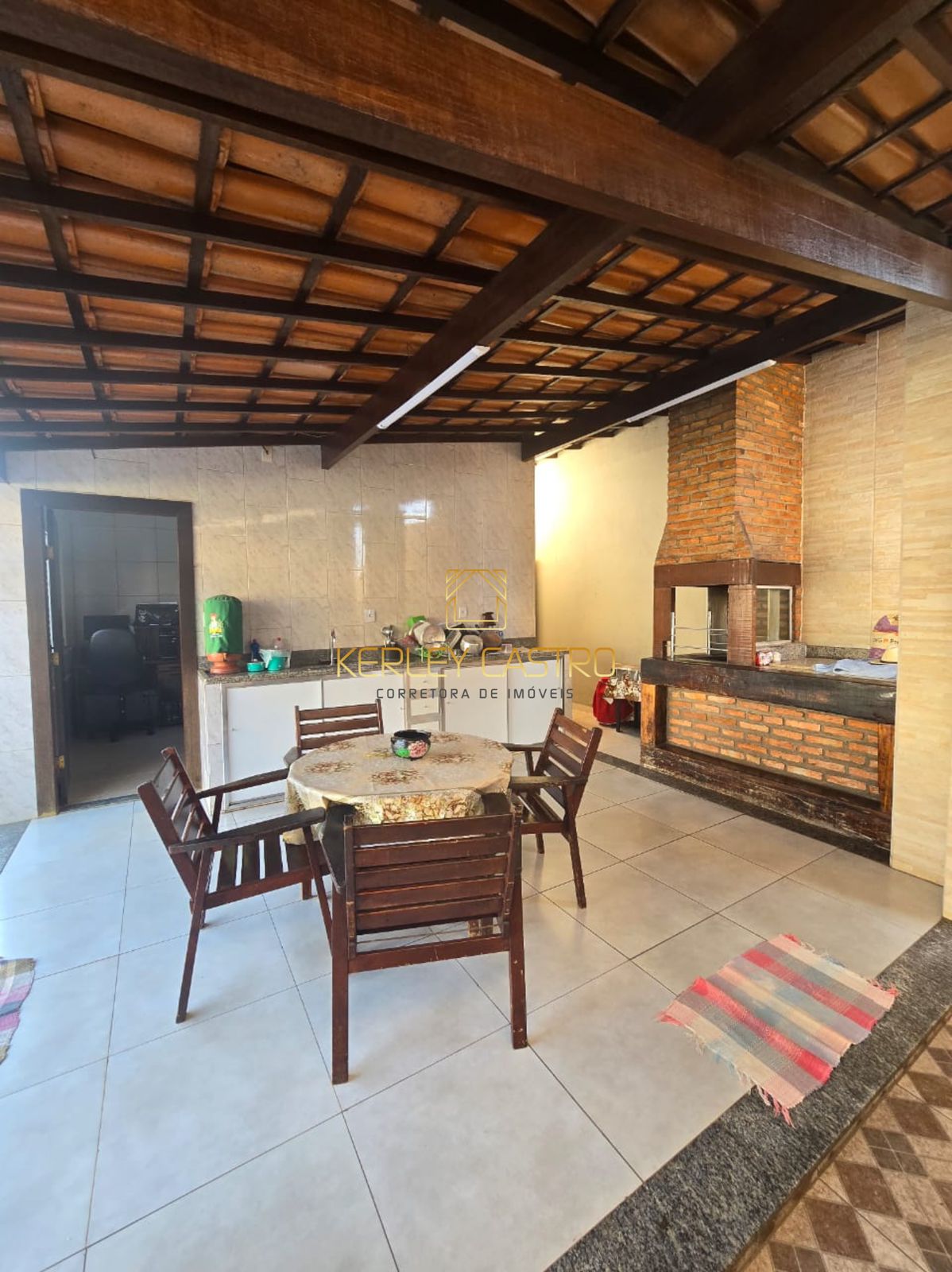 VENDO LINDA CASA C/ PISCINAS-IPORANGA-Sete Lagaos,MG