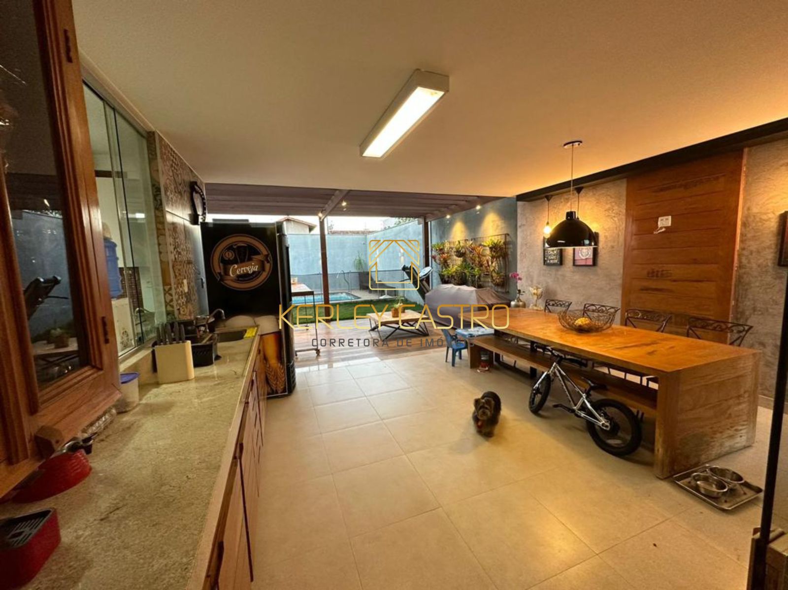 VENDO MARAVILHOSA CASA C/ PISCINA-JARDIM EUROPA-Sete Lagoas,MG