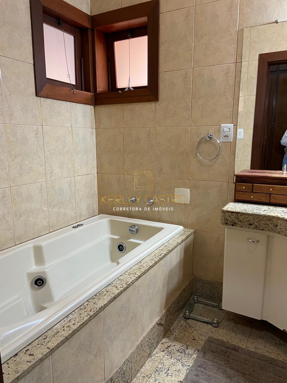VENDO CASA COM PISCINA AQUECIDA-PANORAMA