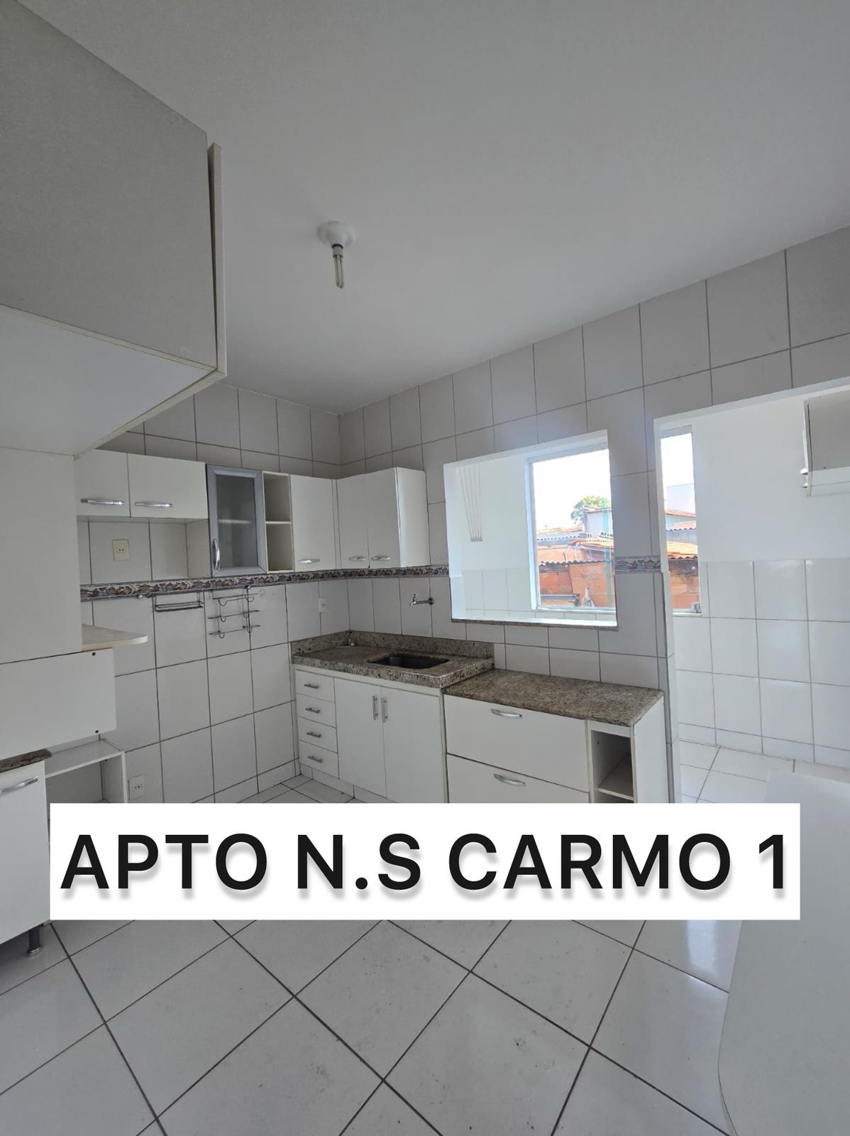 VENDO APTO 02 QUARTOS, C/ LINDA SACADA-CARMO -Sete Lagaos,Mg