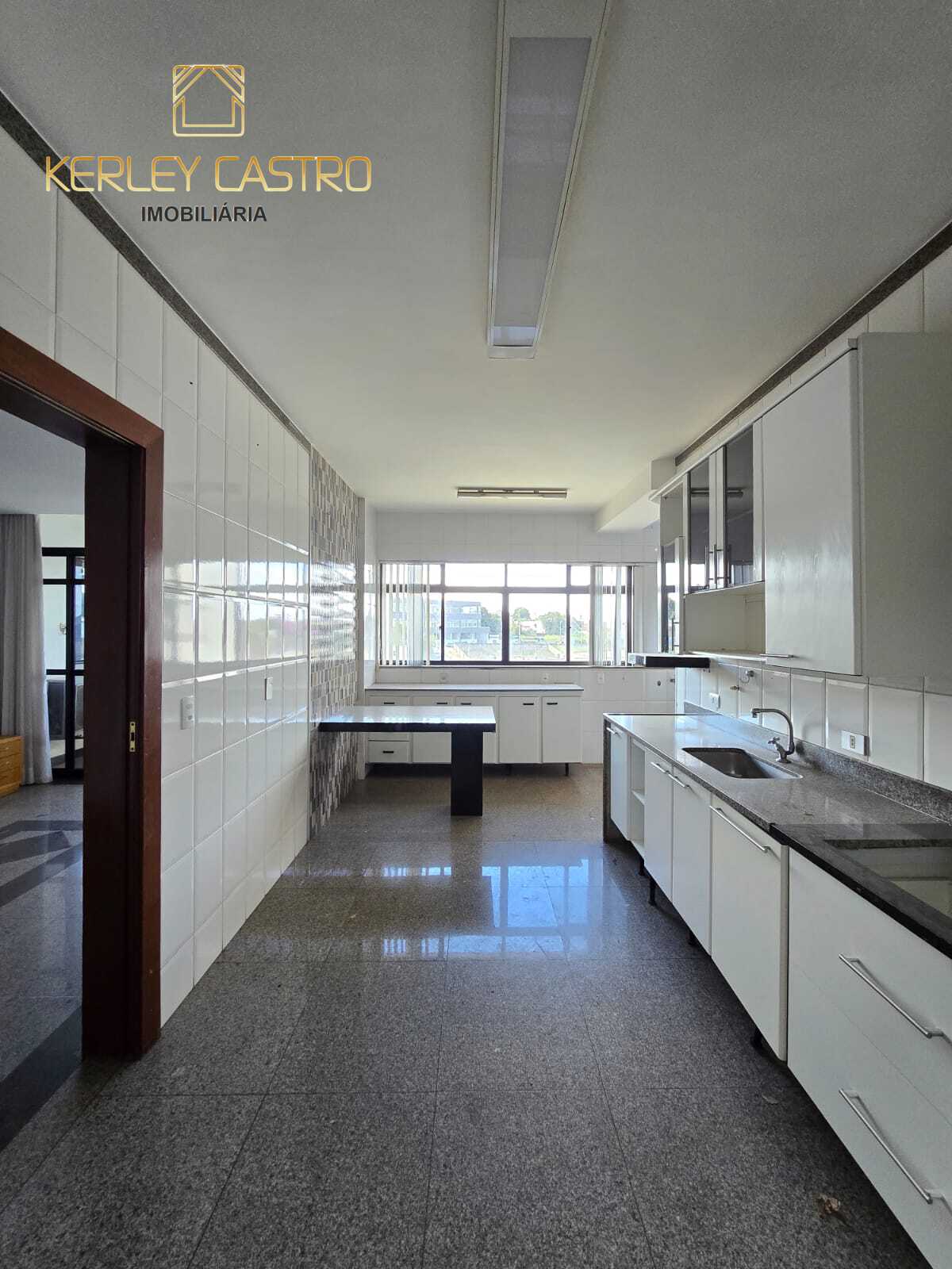 VENDO ÓTIMO APARTAMENTO NO CENTRO- Sete Lagoas, MG! VENDO ÓTIMO APARTAMENTO NO CENTRO- Sete Lagoas, MG!