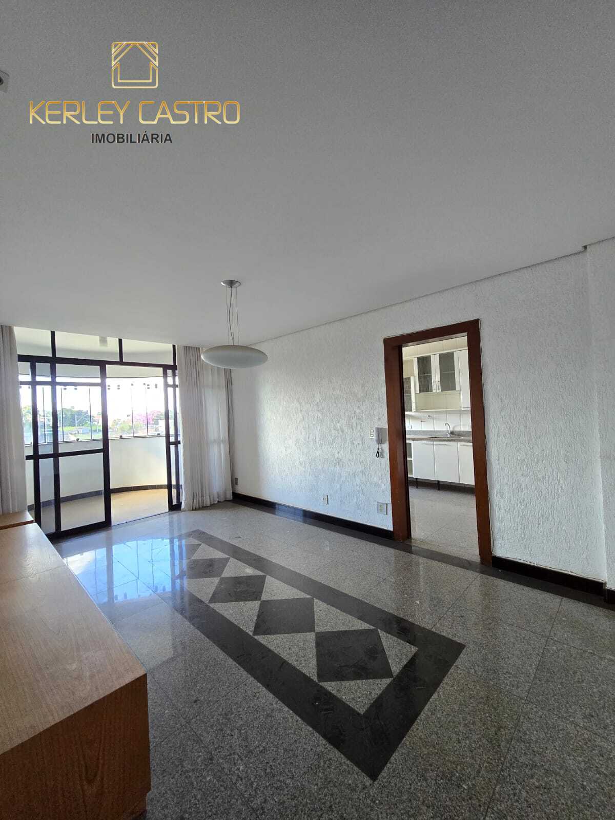 VENDO ÓTIMO APARTAMENTO NO CENTRO- Sete Lagoas, MG!