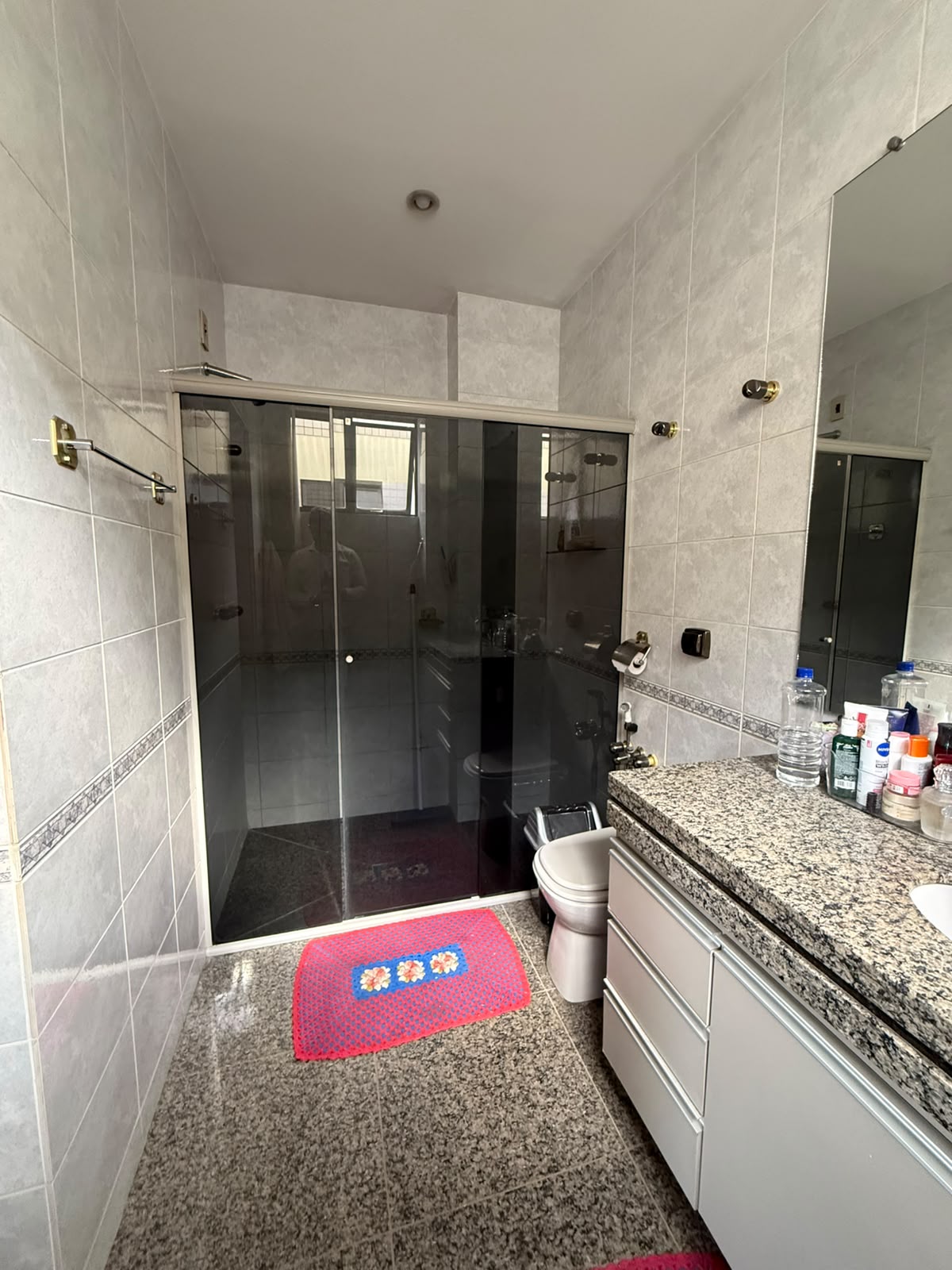 VENDO OU ALUGO, AMPLO APARTAMENTO NO BAIRRO JARDIM ARIZONA VENDO OU ALUGO, AMPLO APARTAMENTO NO BAIRRO JARDIM ARIZONA
