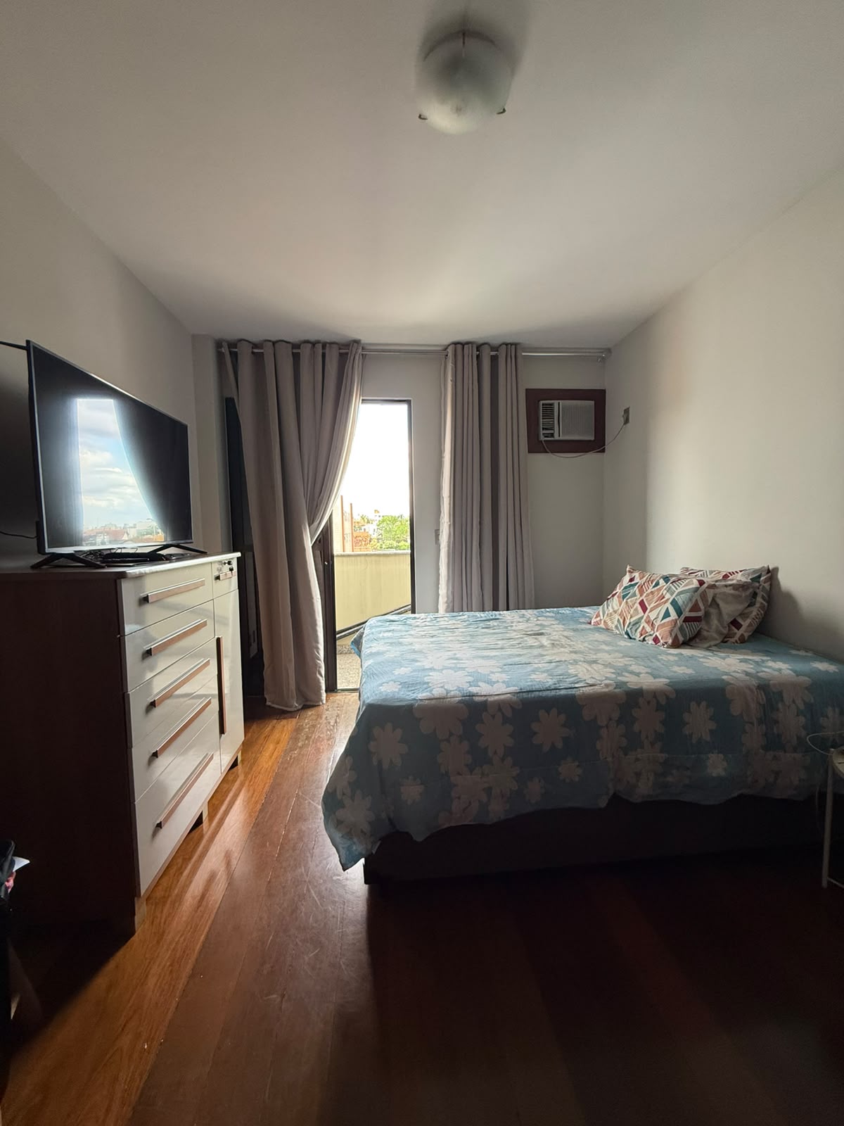 VENDO OU ALUGO, AMPLO APARTAMENTO NO BAIRRO JARDIM ARIZONA VENDO OU ALUGO, AMPLO APARTAMENTO NO BAIRRO JARDIM ARIZONA