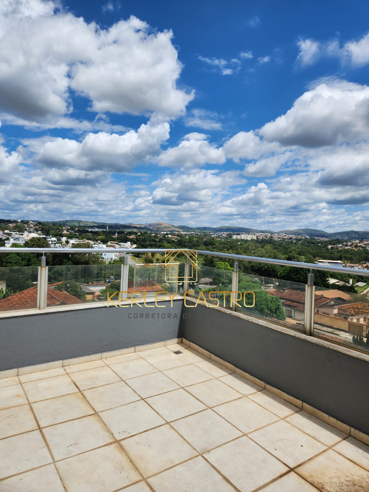 VENDO APTO/COBERTURA-COM MARAVILHOSA VISTA PARA A CIDADE E SERRA!! PROGRESSO-em Sete Lagoas,MG !! VENDO APTO/COBERTURA-COM MARAVILHOSA VISTA PARA A CIDADE E SERRA!! PROGRESSO-em Sete Lagoas,MG !!