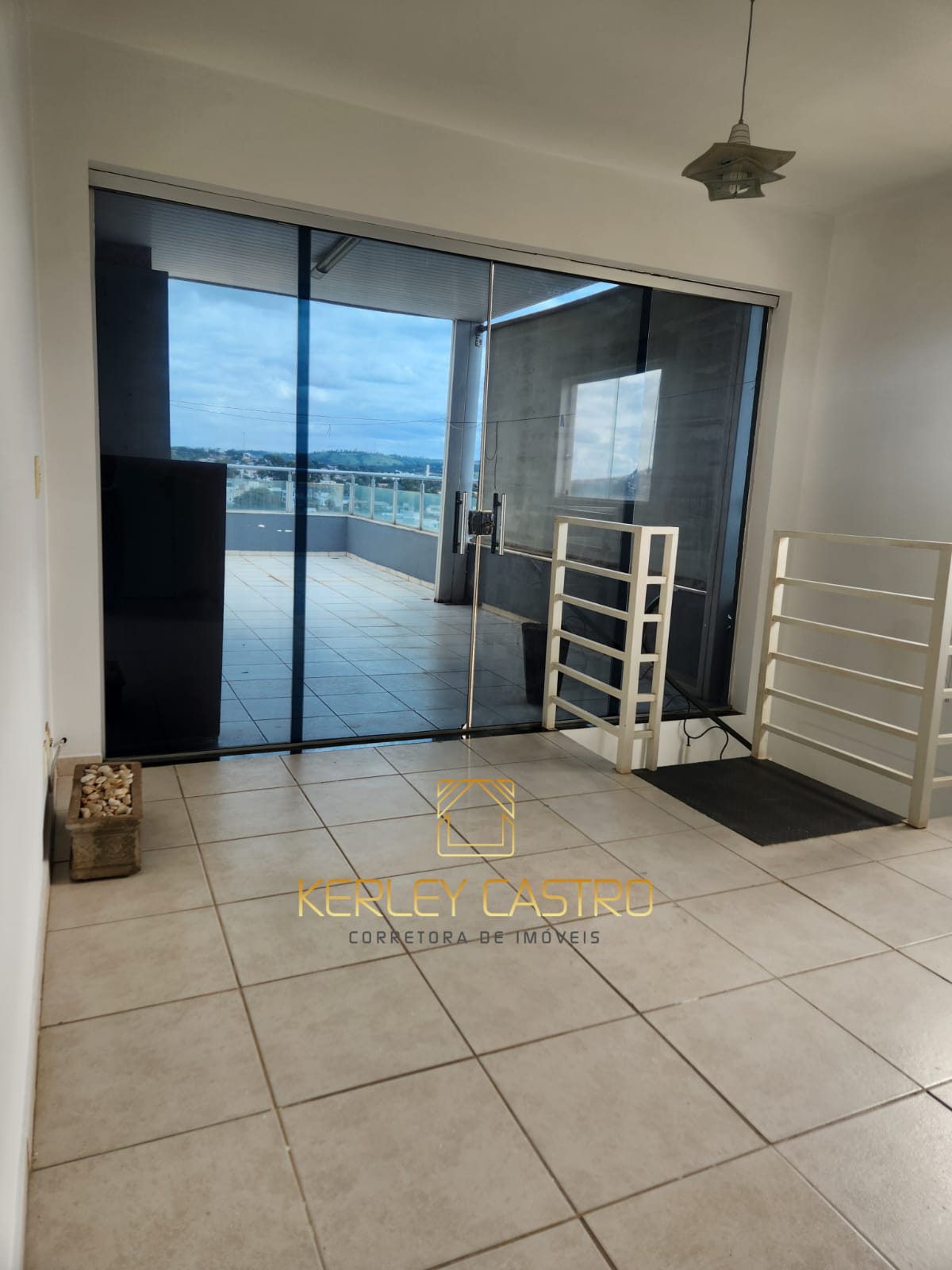 VENDO APTO/COBERTURA-COM MARAVILHOSA VISTA PARA A CIDADE E SERRA!! PROGRESSO-em Sete Lagoas,MG !! VENDO APTO/COBERTURA-COM MARAVILHOSA VISTA PARA A CIDADE E SERRA!! PROGRESSO-em Sete Lagoas,MG !!