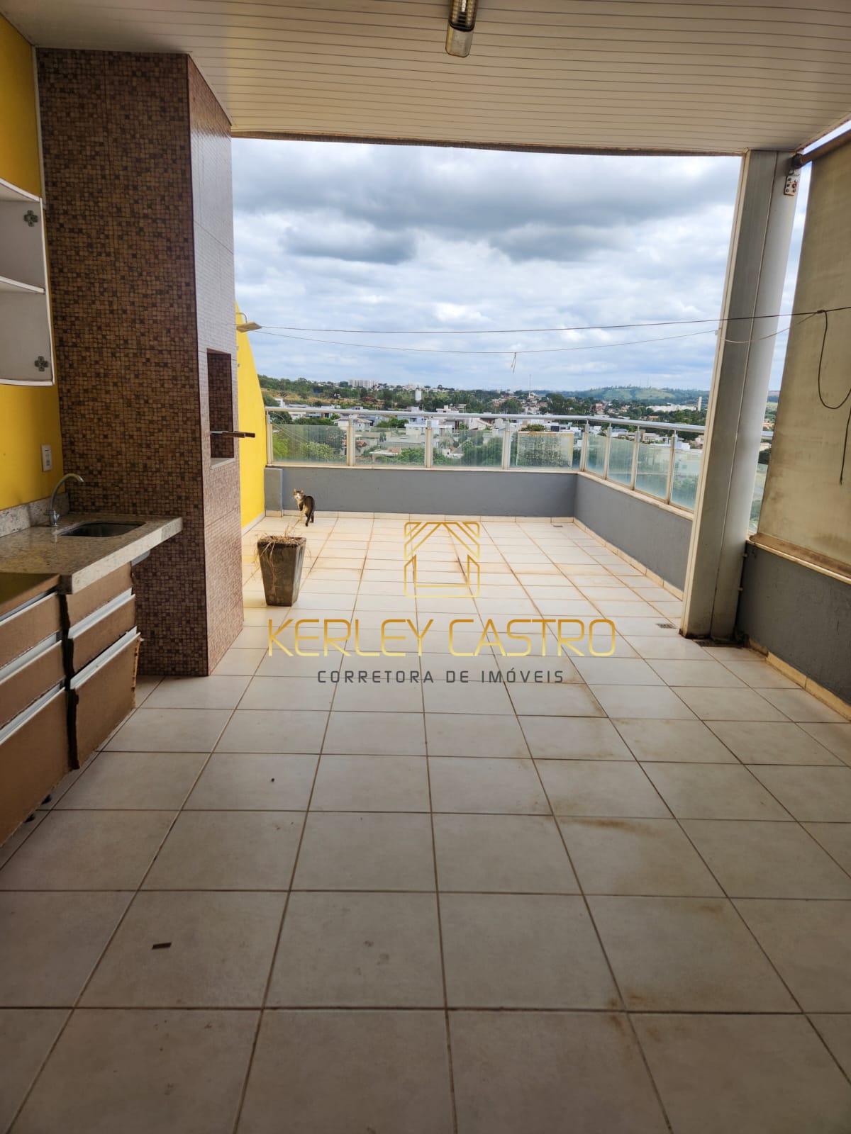 VENDO APTO/COBERTURA-COM MARAVILHOSA VISTA PARA A CIDADE E SERRA!! PROGRESSO-em Sete Lagoas,MG !! VENDO APTO/COBERTURA-COM MARAVILHOSA VISTA PARA A CIDADE E SERRA!! PROGRESSO-em Sete Lagoas,MG !!