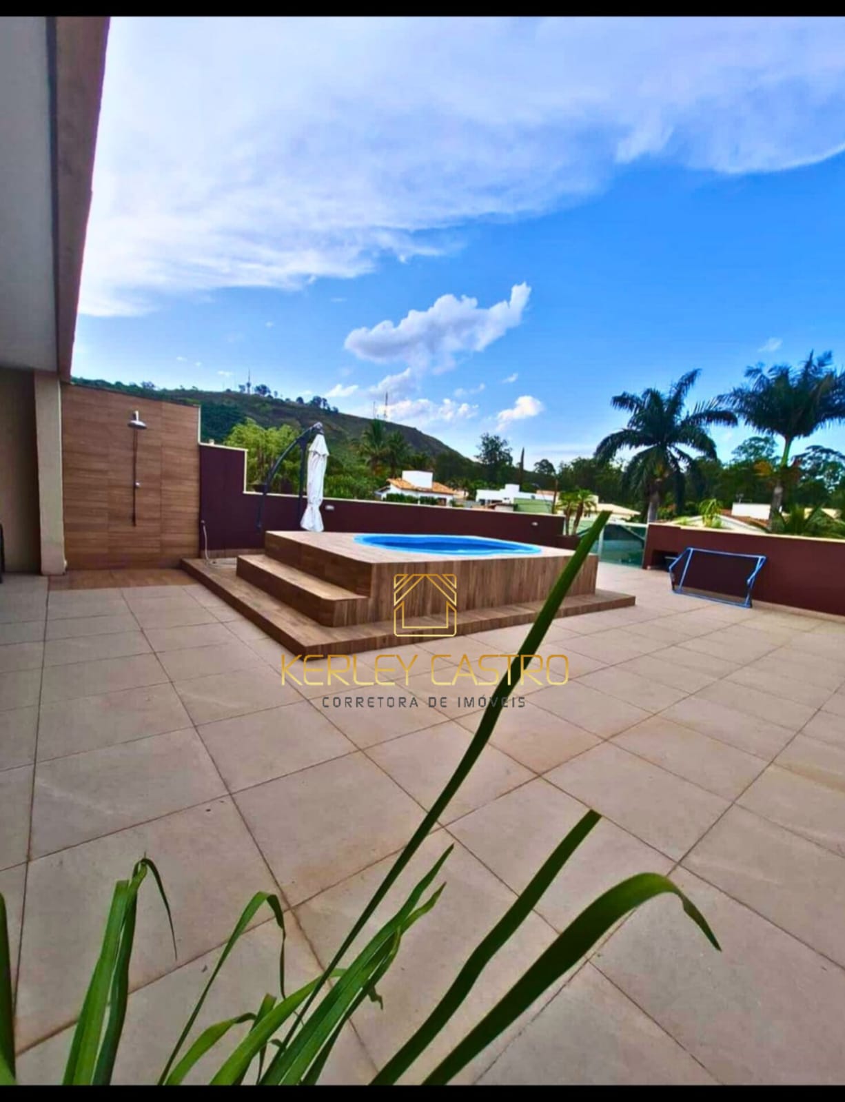 VENDO COBERTURA C/ PISCINA - RECANTO DA SERRA, em Sete Lagoas, MG