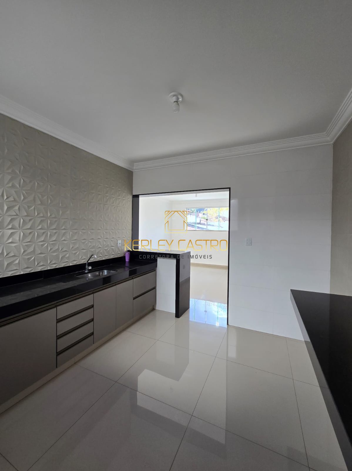 VENDO LINDO APARTAMENTO NO MANGABEIRAS