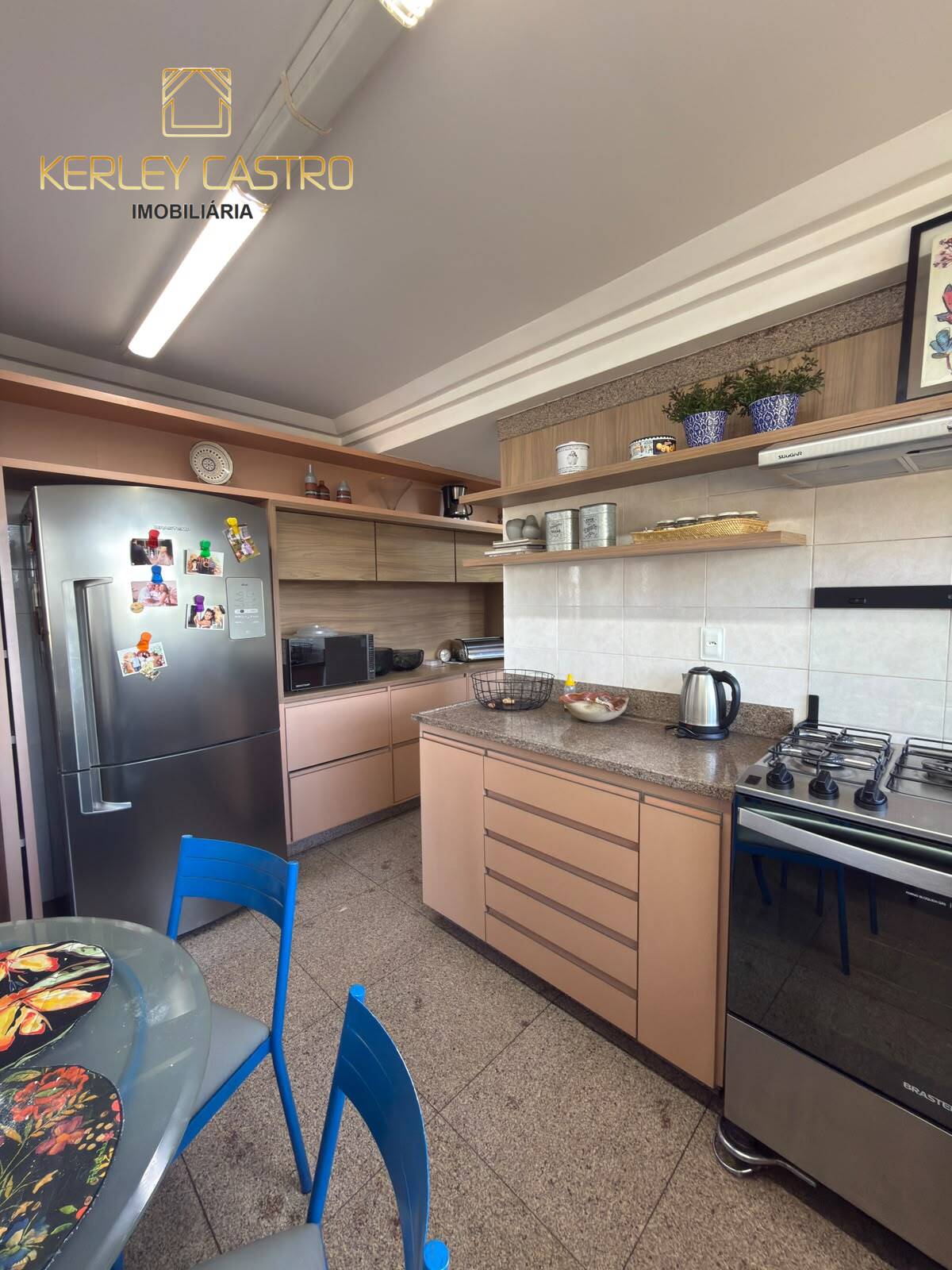 VENDO APARTAMENTO COBERTURA NO BAIRRO JARDIM CAMBUÍ- Sete Lagoas, MG! VENDO APARTAMENTO COBERTURA NO BAIRRO JARDIM CAMBUÍ- Sete Lagoas, MG!
