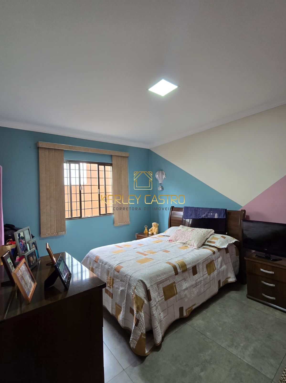 VENDO ÓTIMA CASA C/ ÁREA GOURMET COM LINDA COZINHA - CARMO, em Sete Lagoas,MG