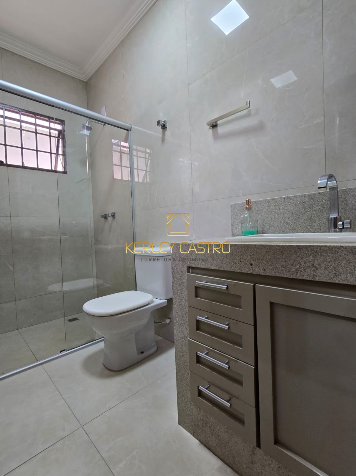 VENDO ÓTIMA CASA C/ ÁREA GOURMET COM LINDA COZINHA - CARMO, em Sete Lagoas,MG VENDO ÓTIMA CASA C/ ÁREA GOURMET COM LINDA COZINHA - CARMO, em Sete Lagoas,MG