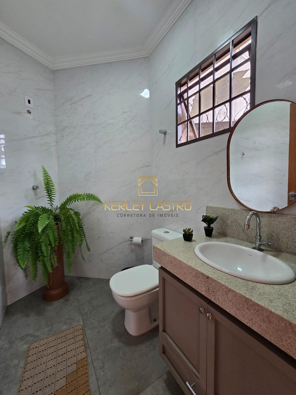 VENDO ÓTIMA CASA C/ ÁREA GOURMET COM LINDA COZINHA - CARMO, em Sete Lagoas,MG