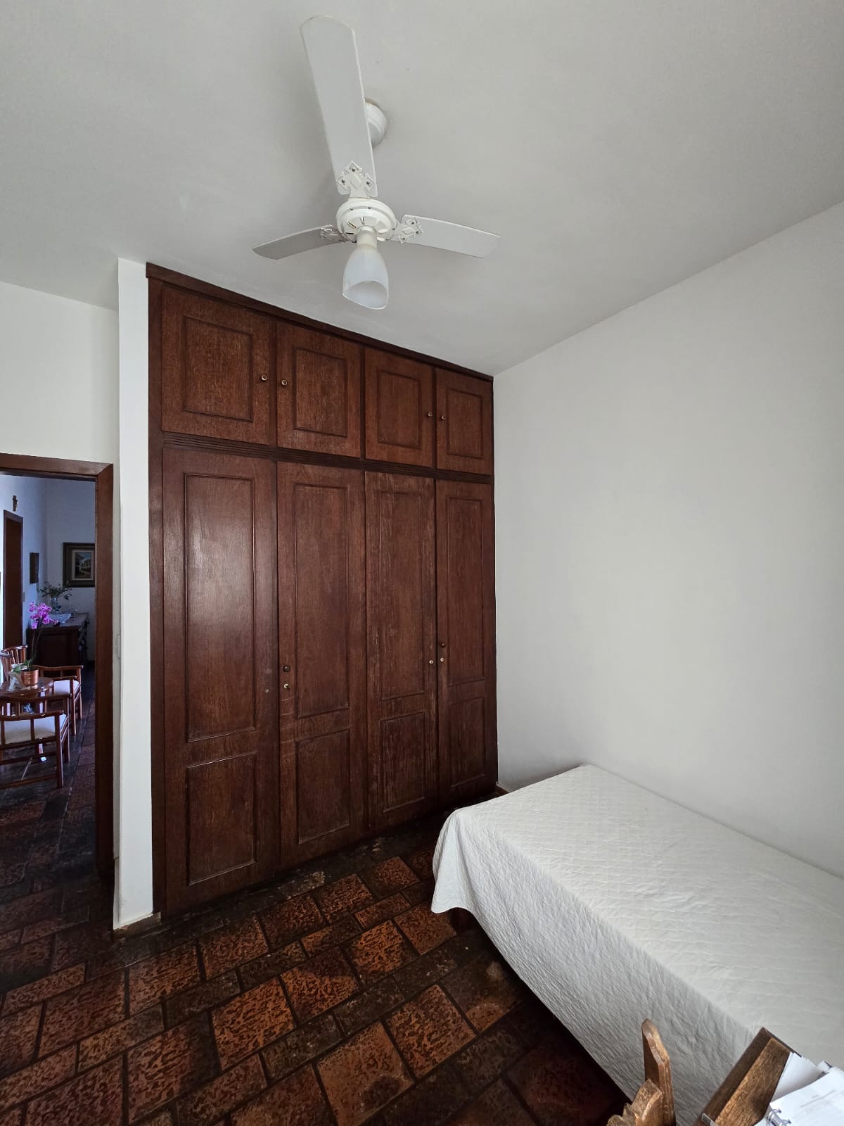 VENDO ÓTIMA CASA NO JARDIM ARIZONA VENDO ÓTIMA CASA NO JARDIM ARIZONA