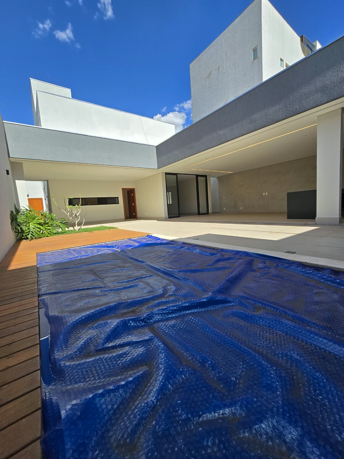 CASA NOVA DE ALTO PADRÃO NO MANGABEIRAS CASA NOVA DE ALTO PADRÃO NO MANGABEIRAS