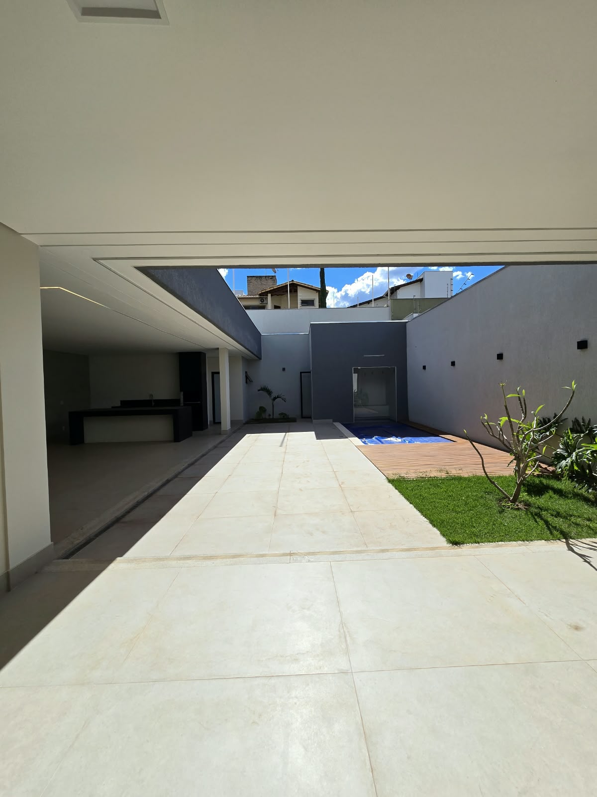 CASA NOVA DE ALTO PADRÃO NO MANGABEIRAS CASA NOVA DE ALTO PADRÃO NO MANGABEIRAS