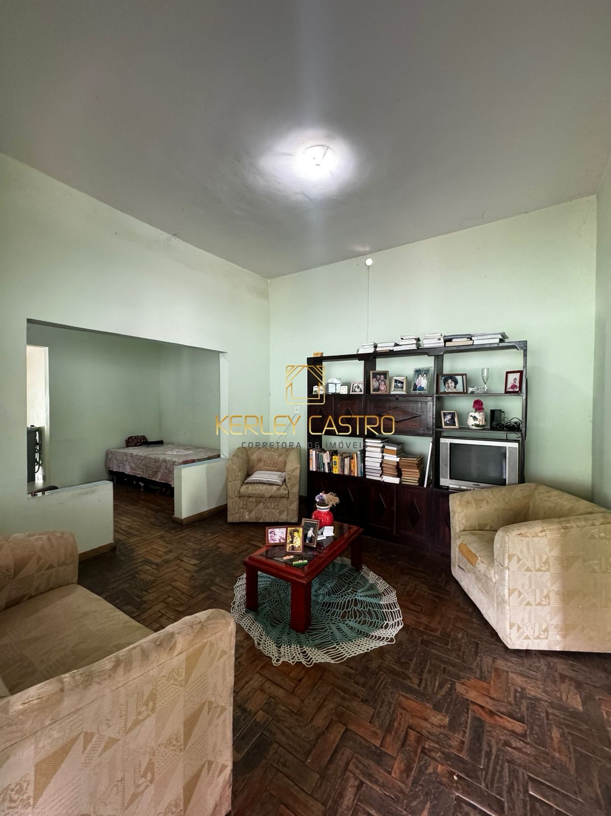 Vendo ou troco casa no bairro São Jorge 