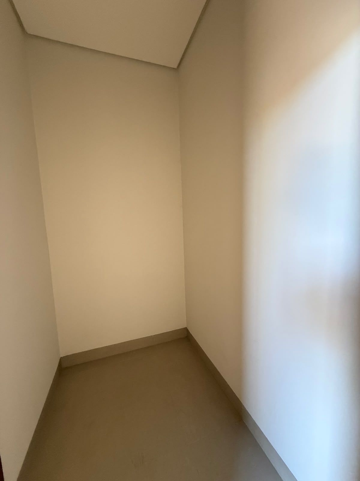 VENDO LINDA CASA-COND. RESIDENCIAL VEREDAS-Sete Lagoas, MG VENDO LINDA CASA-COND. RESIDENCIAL VEREDAS-Sete Lagoas, MG