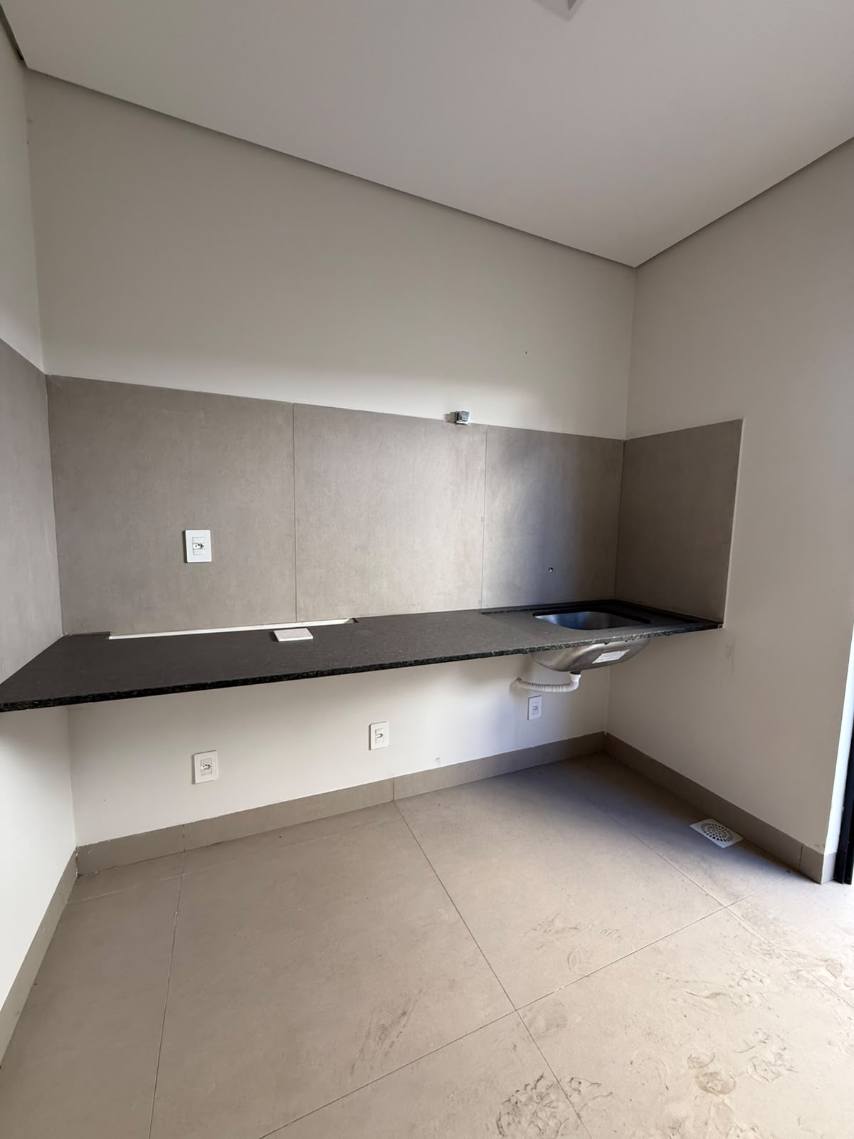 VENDO LINDA CASA-COND. RESIDENCIAL VEREDAS-Sete Lagoas, MG VENDO LINDA CASA-COND. RESIDENCIAL VEREDAS-Sete Lagoas, MG