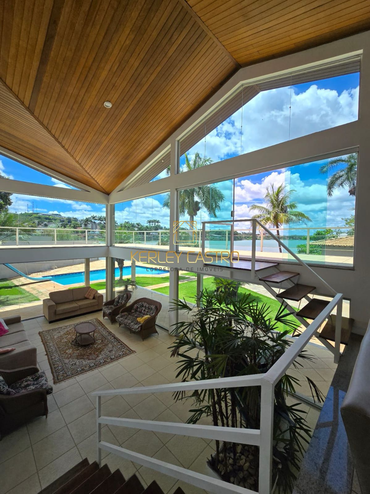 VENDO CASA DE ALTO PADRÃO - BOA VISTA - NA LAGOA JOSÉ FELIX "DO NÁUTICO"