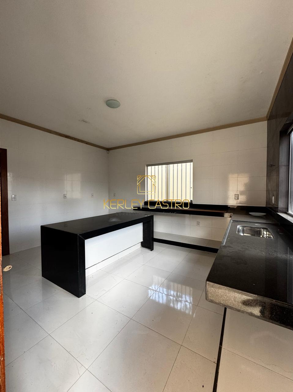 VENDO LINDA CASA NO ALVORADA II- em Sete Lagoas,MG