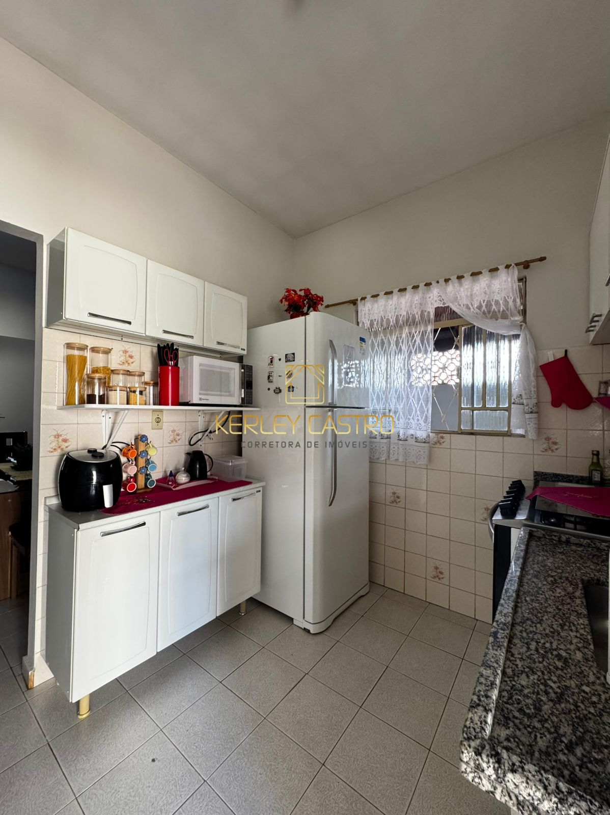 VENDO CASA C/ ÁREA GOURMET- ANCHIETA - Sete Lagoas,MG !