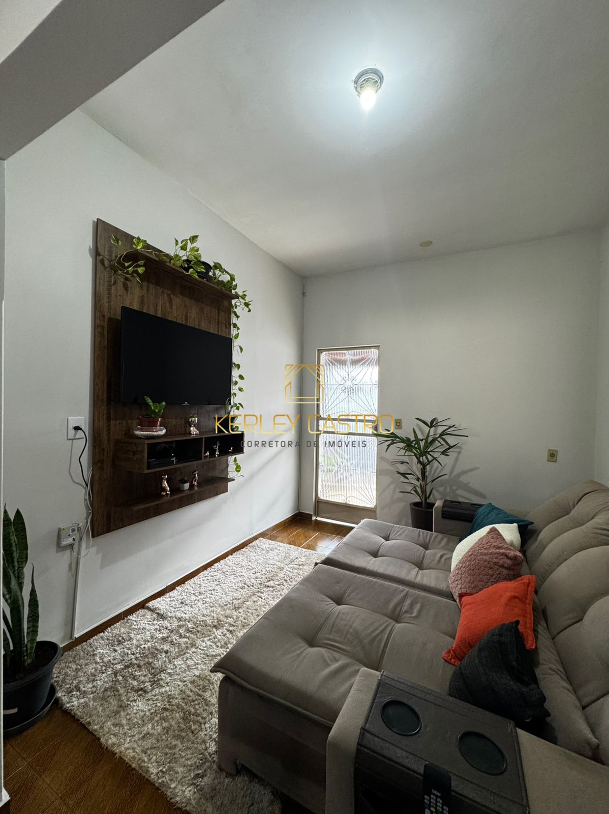 VENDO CASA C/ ÁREA GOURMET- ANCHIETA - Sete Lagoas,MG !