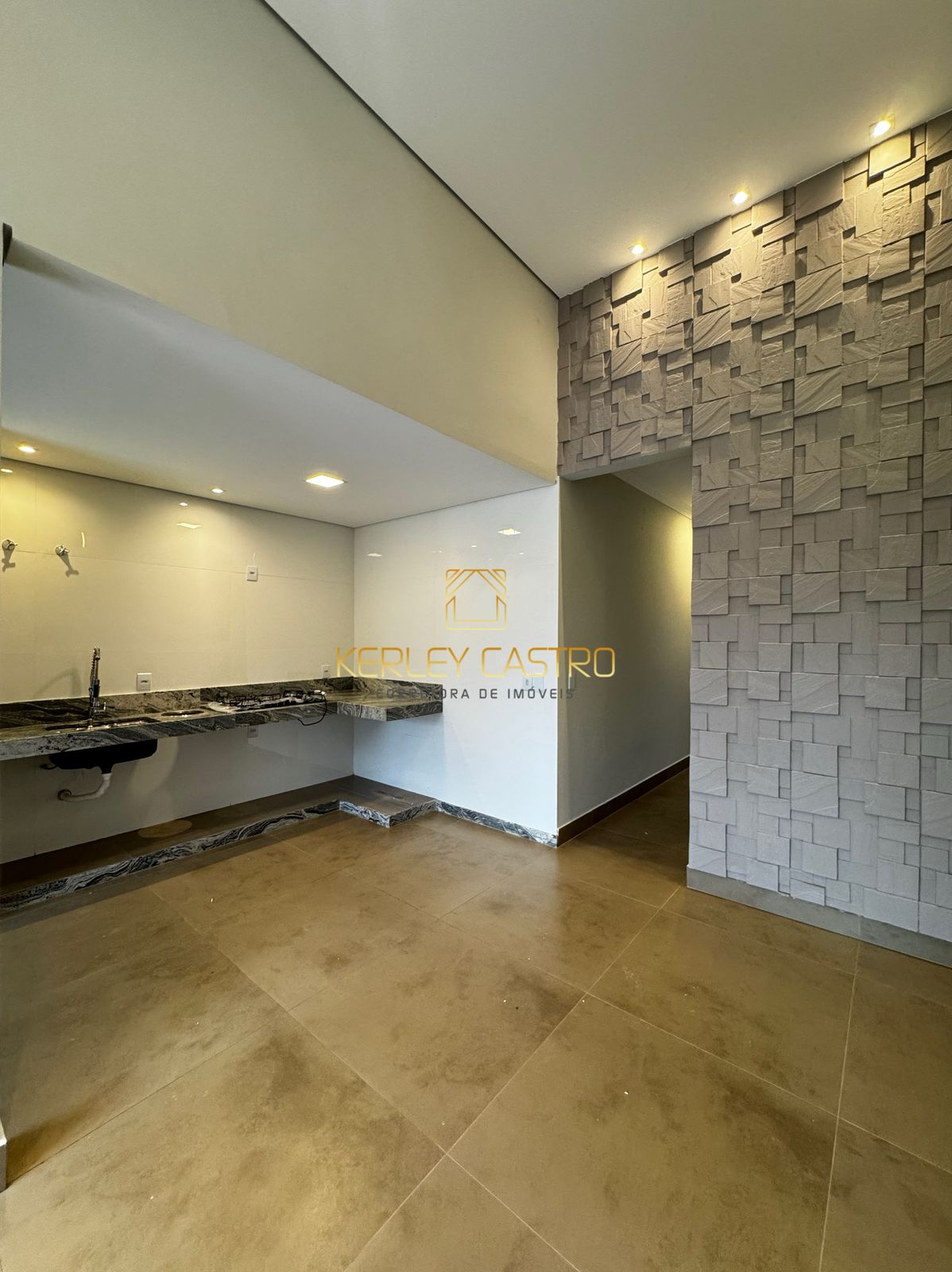 VENDO MARAVILHOSA CASA C/ ÁREA GOURMET-BOA VISTA-em Sete Lagoas,MG.