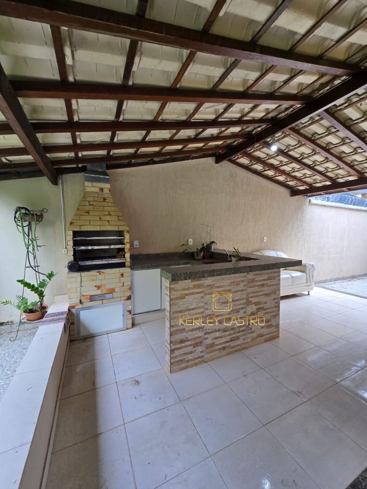 VENDO ÓTIMA CASA-CARMO-Sete Lagoas, MG!