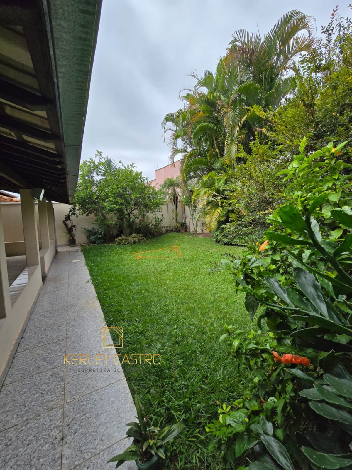 VENDO ÓTIMA CASA-CARMO-Sete Lagoas, MG!
