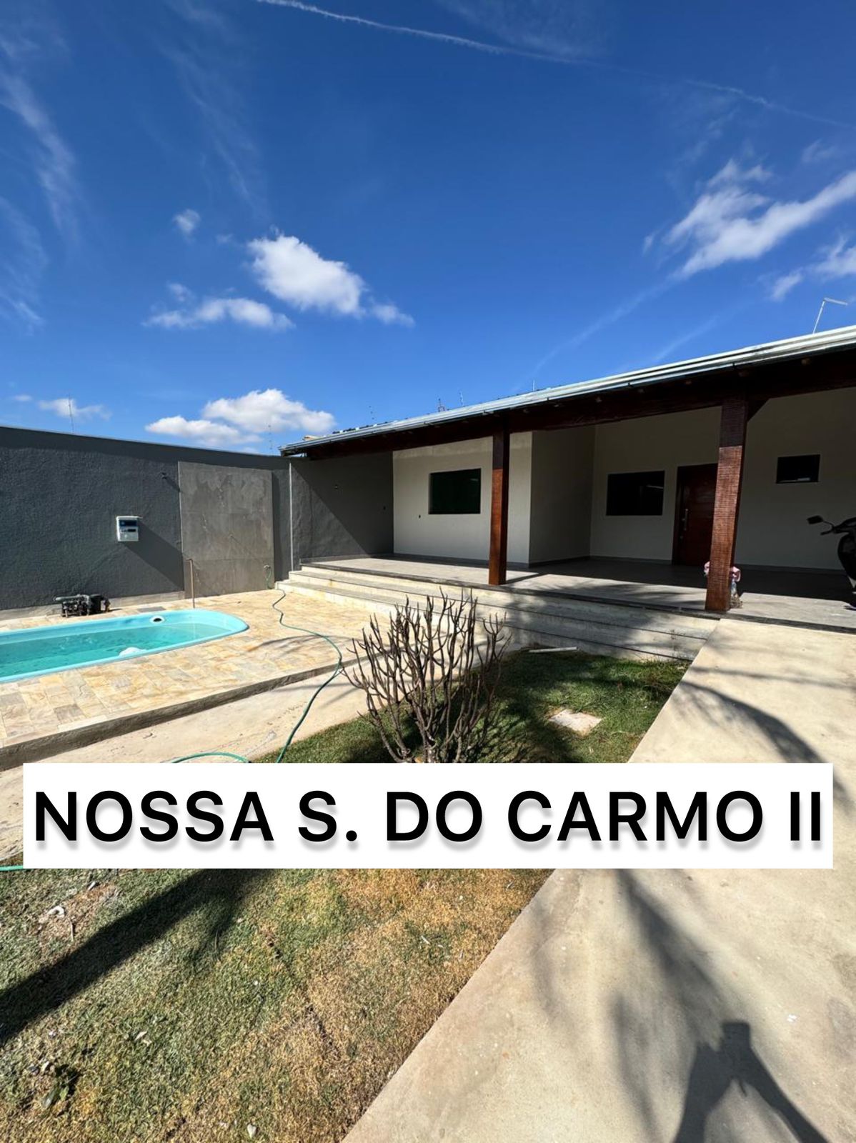 VENDO LINDA CASA C/ PISCINA AQUECIDA-CARMO II-Sete Lagoas, MG!