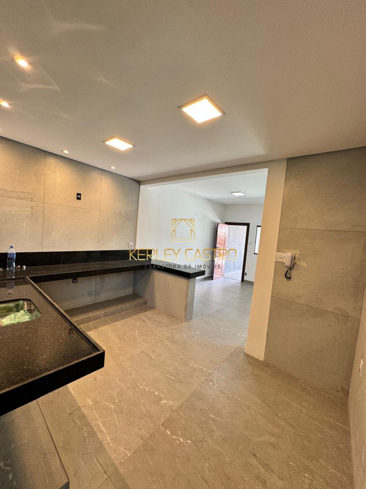 VENDO LINDA CASA C/ PISCINA AQUECIDA-CARMO II-Sete Lagoas, MG!