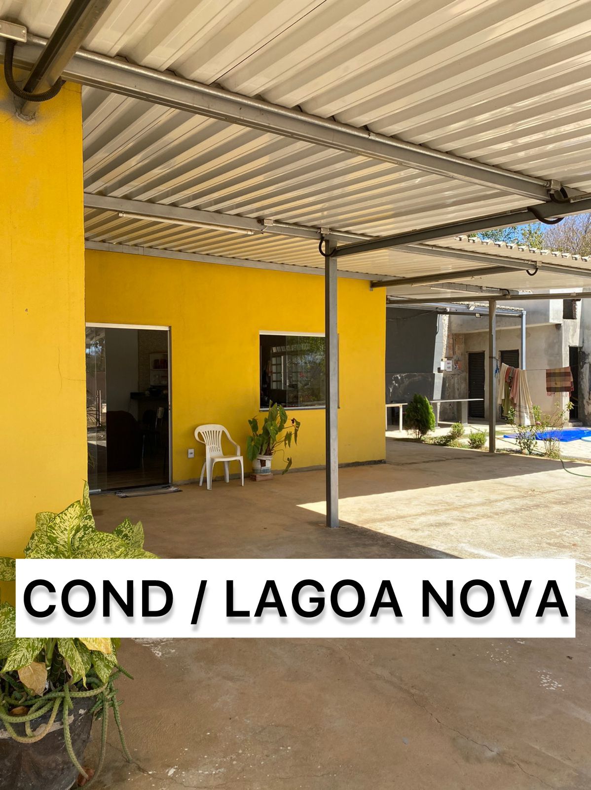 Vendo Casa em Chácara - no Condomínio Lagoa Nova 