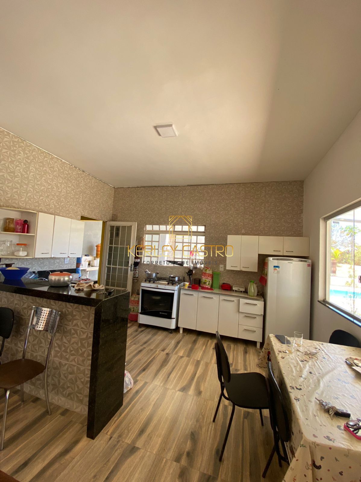 Vendo Casa em Chácara - no Condomínio Lagoa Nova 