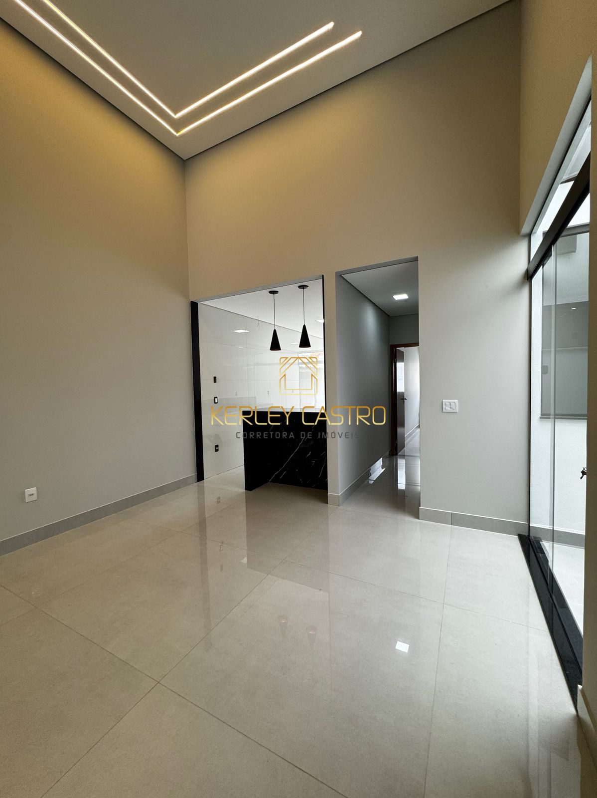 VENDO LINDA CASA - DONA DORA-Sete Lagoas,MG