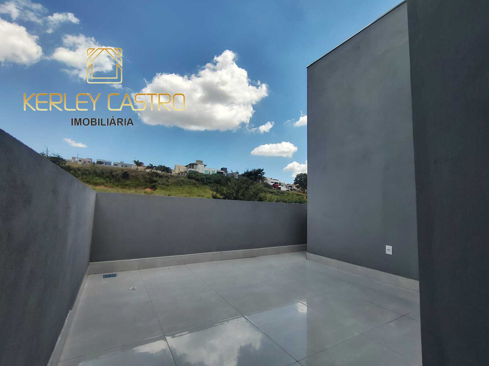 VENDO LINDA CASA DUPLEX NO BAIRRO FLÓRIDA- Sete Lagoas, MG! VENDO LINDA CASA DUPLEX NO BAIRRO FLÓRIDA- Sete Lagoas, MG!