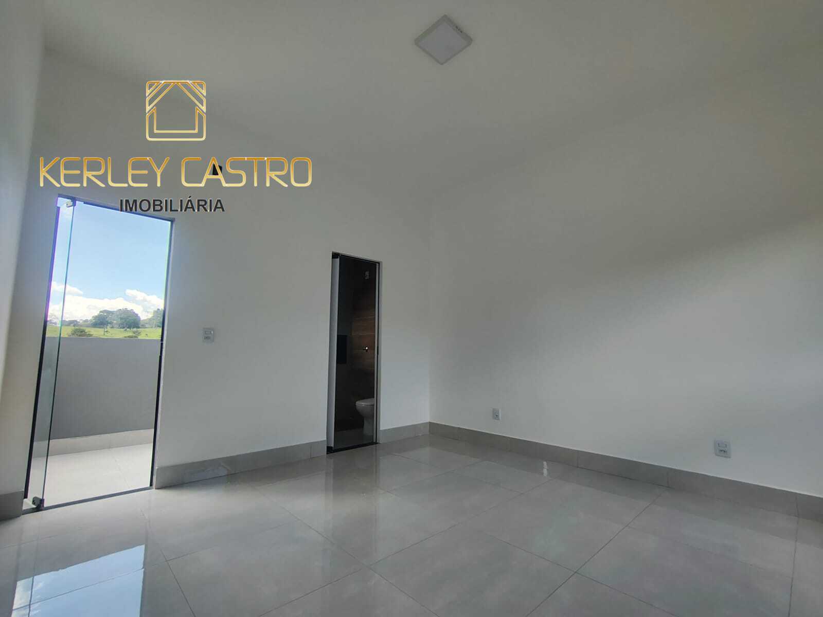 VENDO LINDA CASA DUPLEX NO BAIRRO FLÓRIDA- Sete Lagoas, MG! VENDO LINDA CASA DUPLEX NO BAIRRO FLÓRIDA- Sete Lagoas, MG!