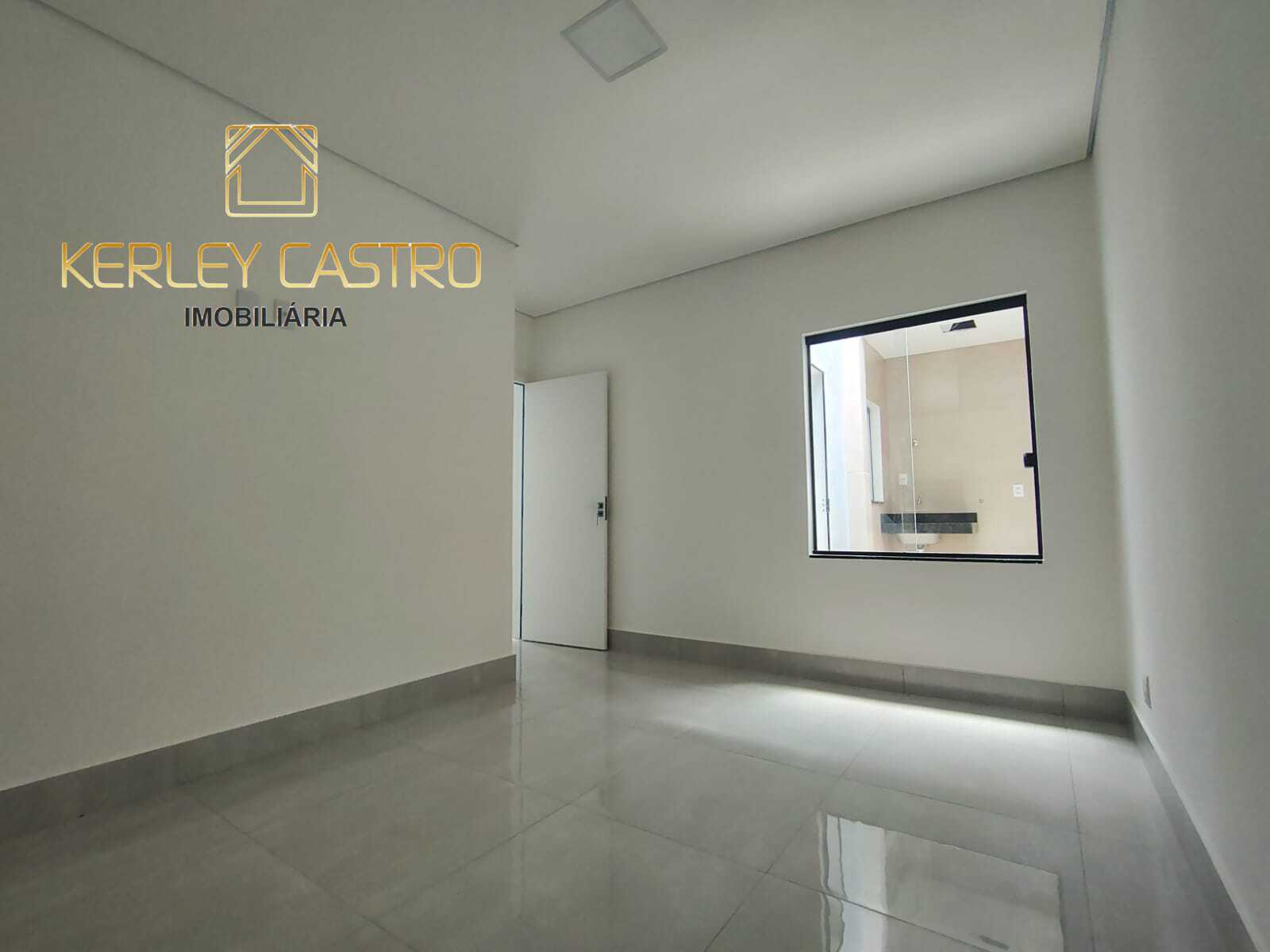 VENDO LINDA CASA DUPLEX NO BAIRRO FLÓRIDA- Sete Lagoas, MG! VENDO LINDA CASA DUPLEX NO BAIRRO FLÓRIDA- Sete Lagoas, MG!