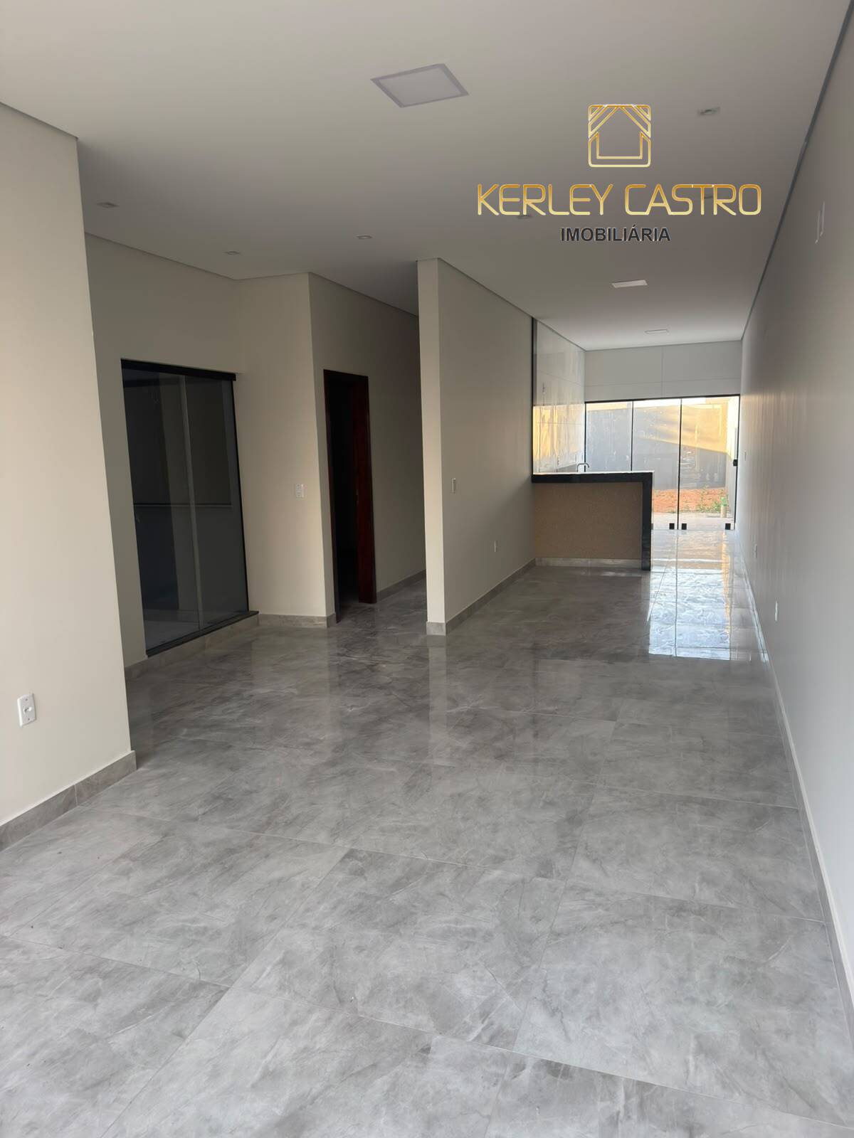 VENDO CASAS DE 02/03 QUARTOS C/ ÁREA PRIVATIVA-   RESIDENCIAL GONDEN VILLE-Sete Lagoas, MG