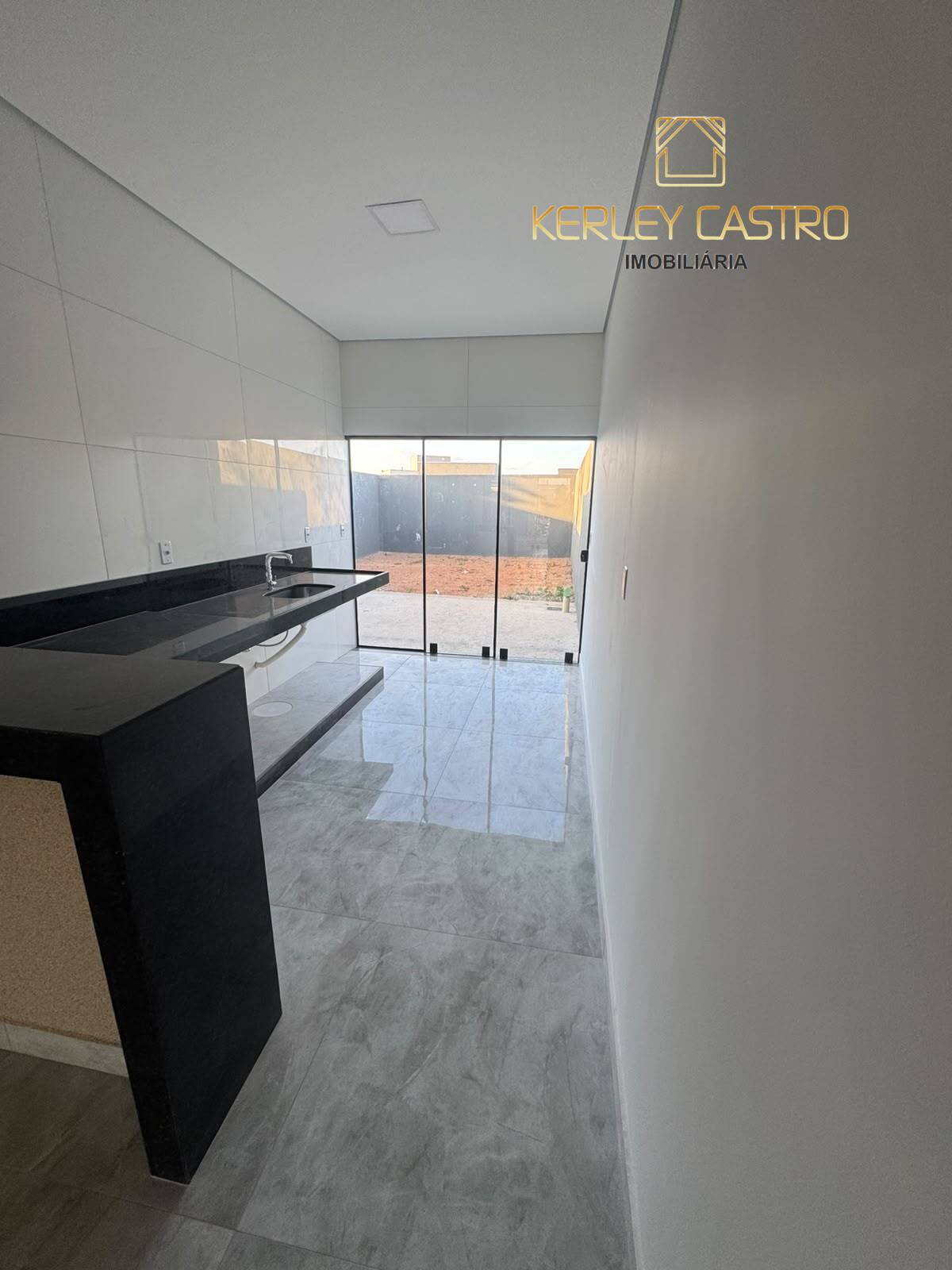 VENDO CASAS DE 02/03 QUARTOS C/ ÁREA PRIVATIVA-   RESIDENCIAL GONDEN VILLE-Sete Lagoas, MG
