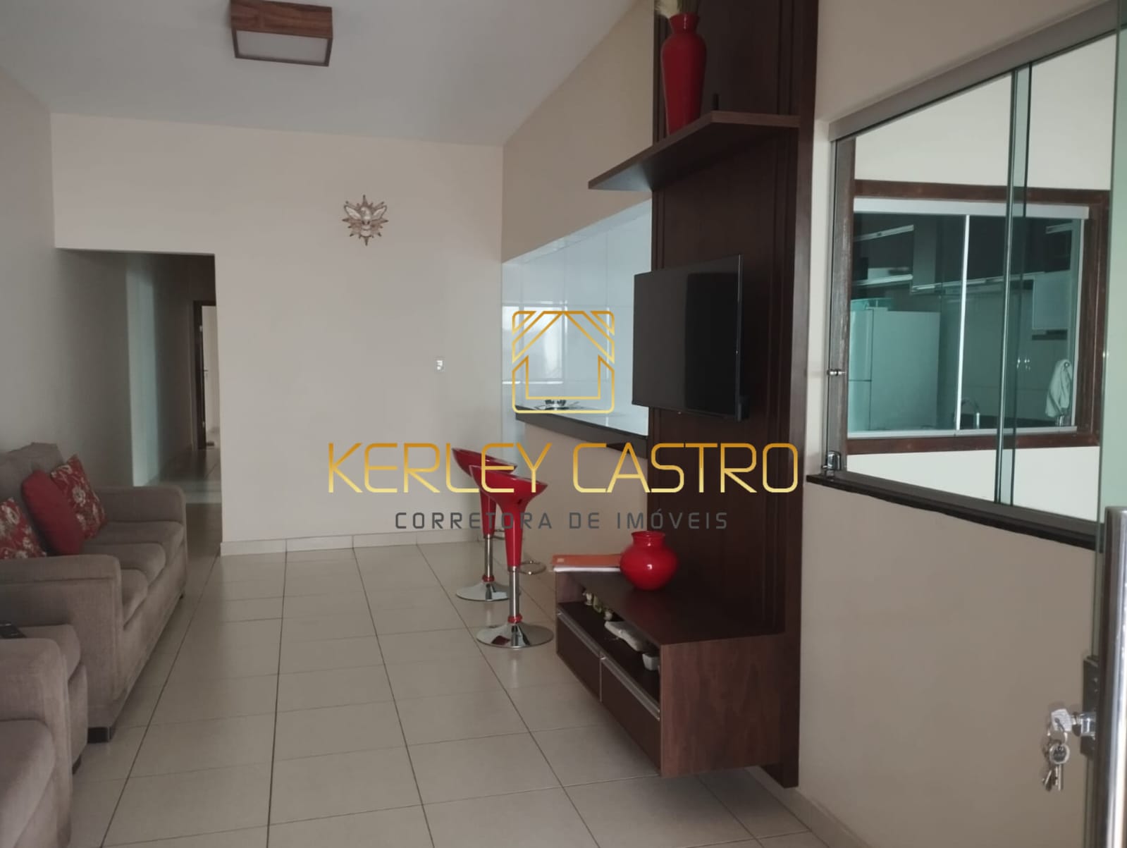 VENDO CASA C/ ÁREA GOURMET-Bairro INDUSTRIAL - em Sete Lagoas,MG