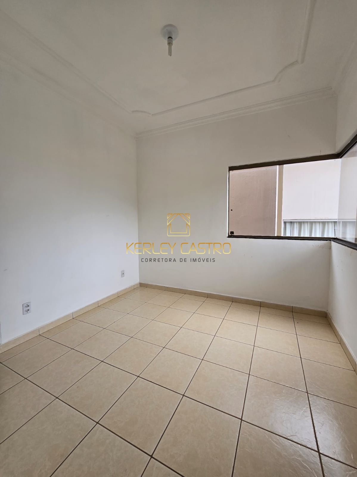 VENDO LINDA CASA - IPORANGA - Sete Lagoas,MG