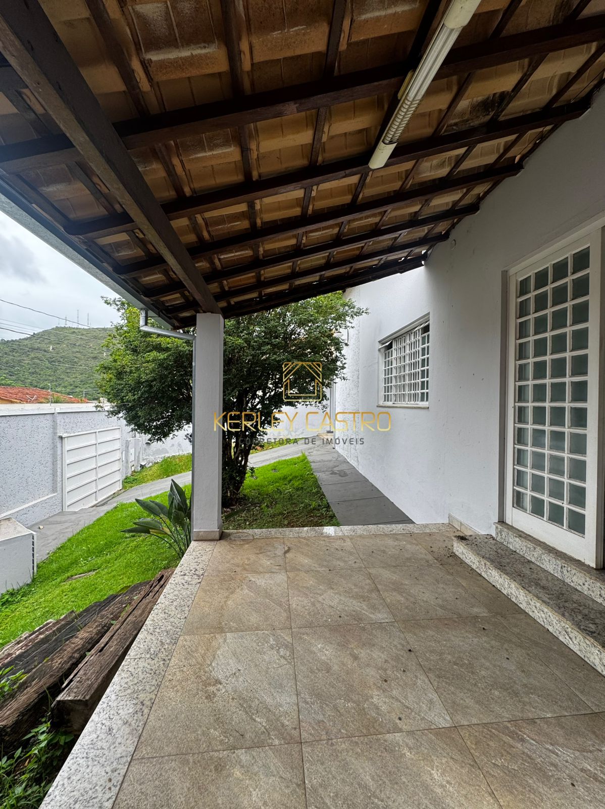 VENDO CASA C/ PISCINA-JARDIM ARIZONA-Sete Lagoas,MG