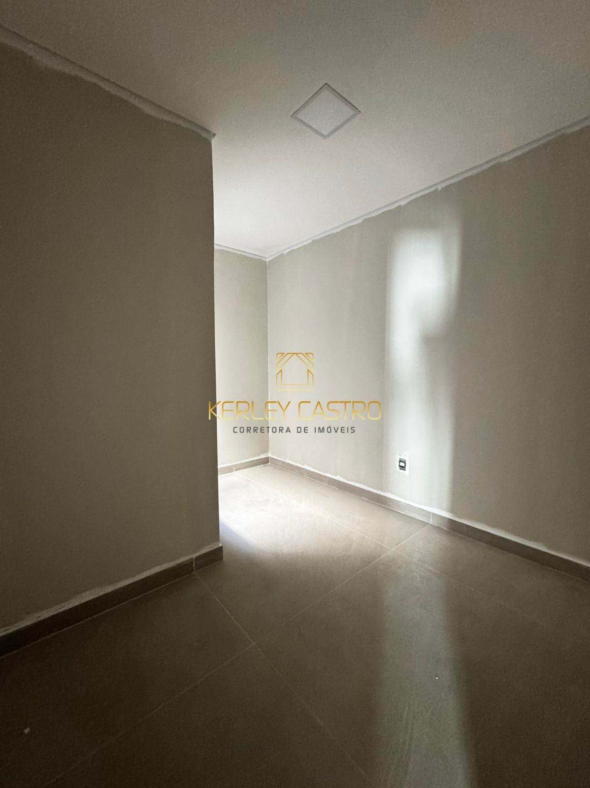 VENDO LINDA CASA C/ ÁREA GOURMET-JARDIM ARIZONA-Sete Lagoas,MG