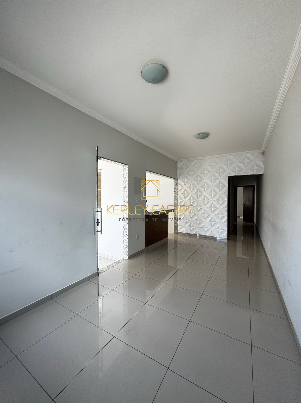VENDO LINDA CASA, no JK - em Sete Lagoas, MG